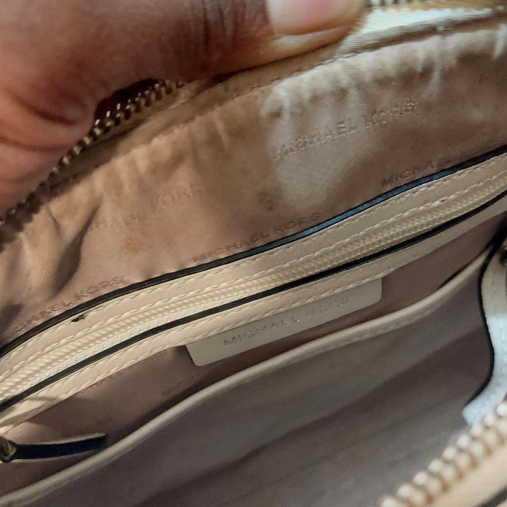 Michael Kors Ivory and Ebony Satchel - Picture 15 of 16